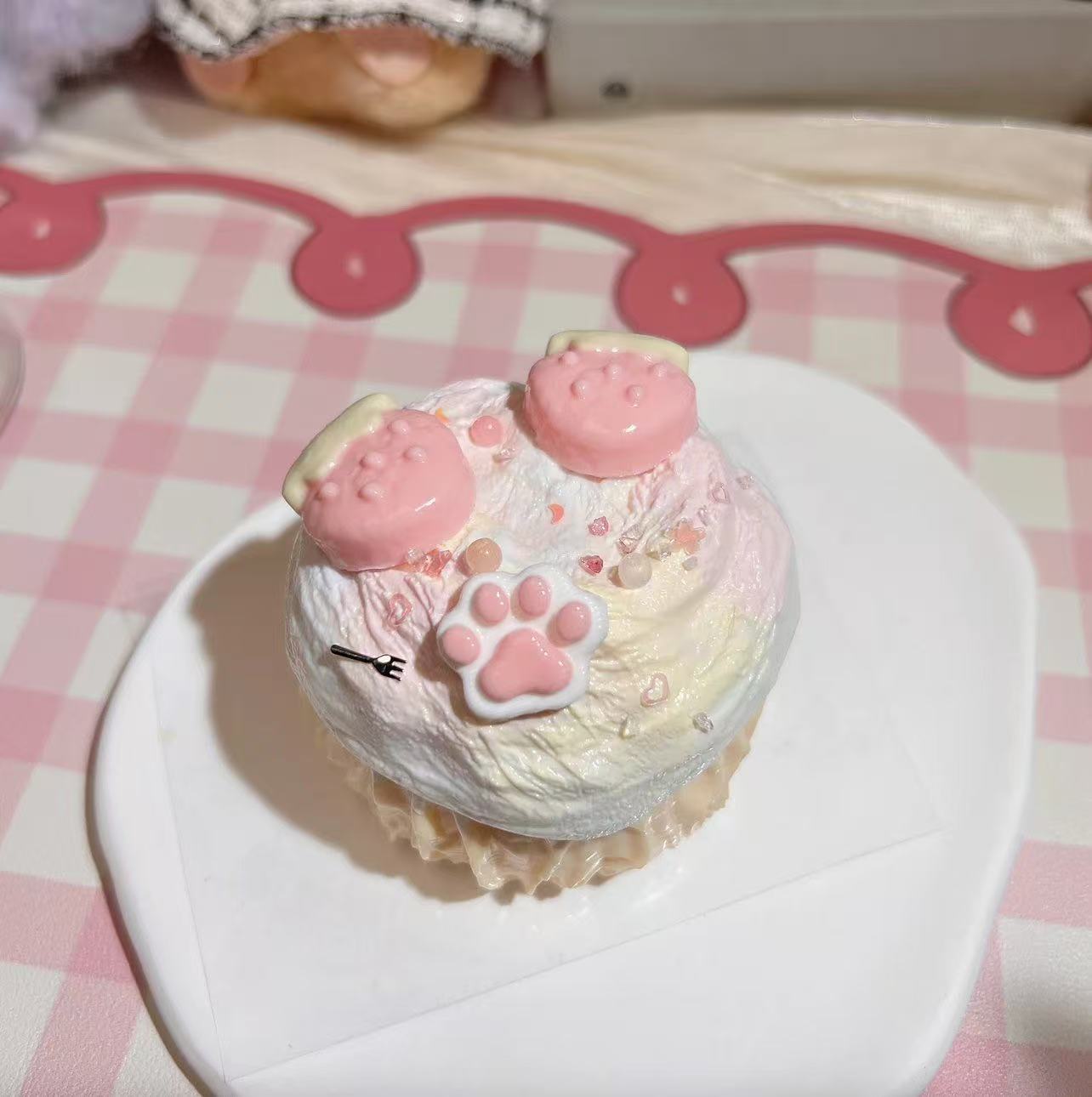 Strawberry cupcake Taba Squishy